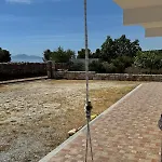 شقة Limnes Seaside Retreat *