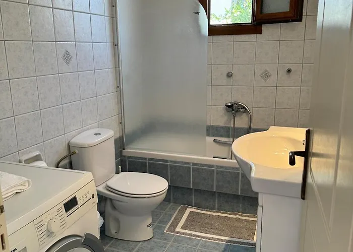 Limnes Seaside Retreat Appartamento *